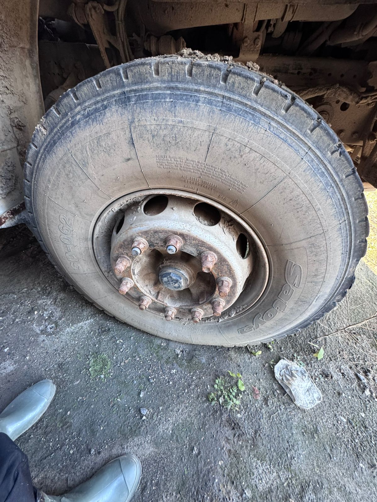 Shacman (Shaanxi) SX* 6x4 Седельный тягач 2022 г. - фото 11